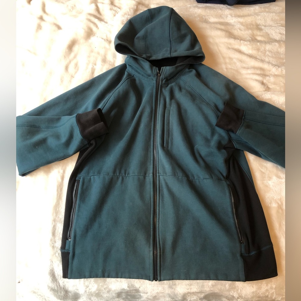 Lulu lemon sweatshirt